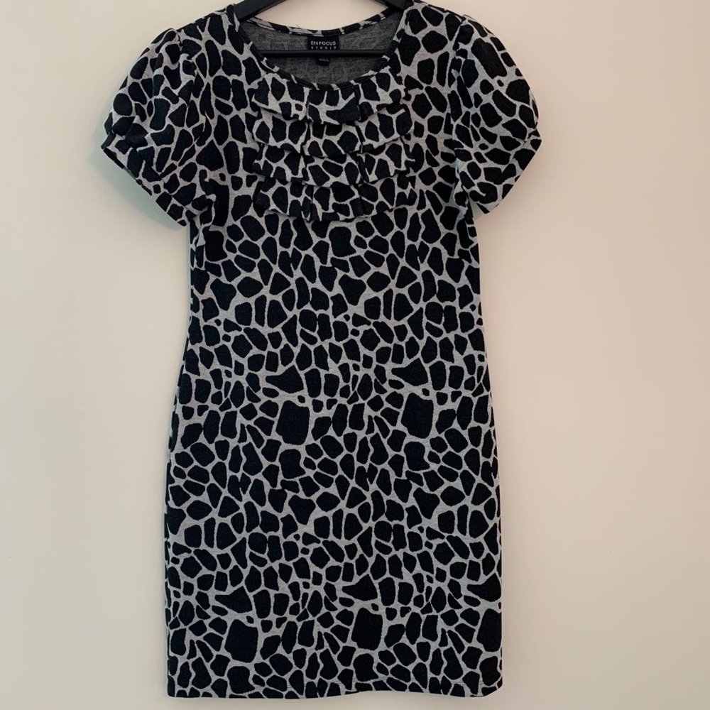 Enfocus Studio Animal Print Ruffle Collar Dress